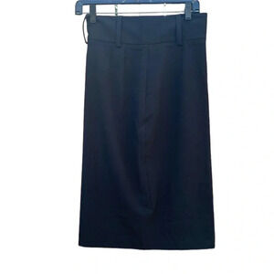 Bisou Bisou black pencil minimalist skirt with zipper back size 2